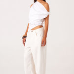 CALISSA-ASYM-TOP-LUKAS-JEANS-WHITE-3