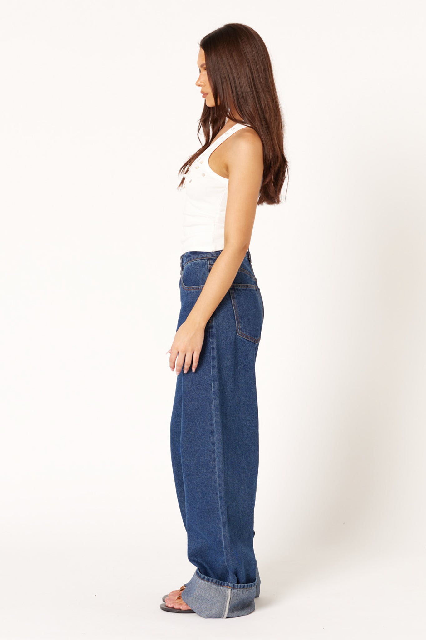 FRAYA-TANK-_-DAVIDSON-JEANS-4