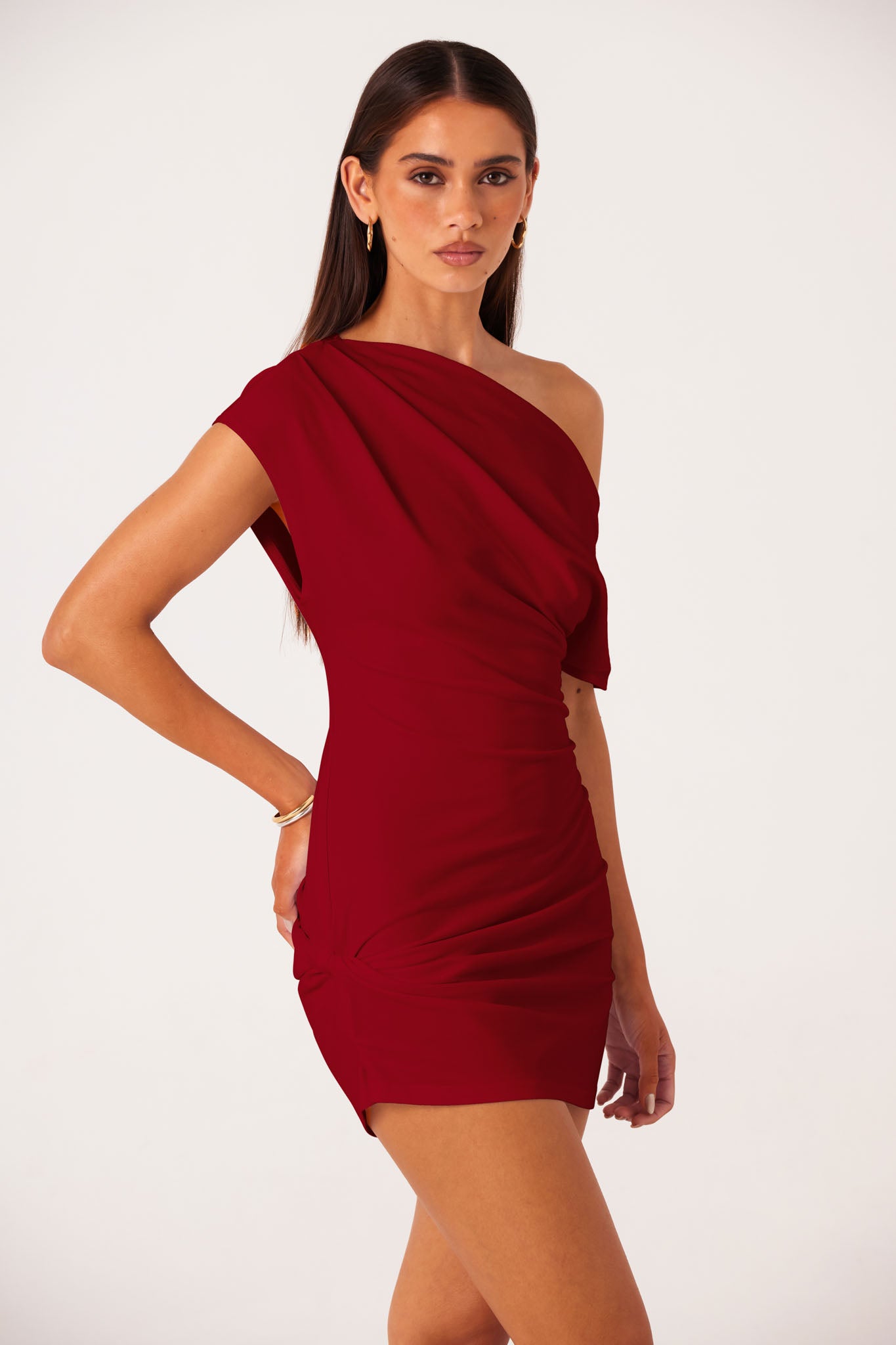 LIVAIRE-MINI-DRESS-DEEP-RED-3