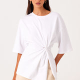 ZAIRA-KNOT-T-SHIRT-WHITE-AVIA-MINI-SKIRT-NATURALL2