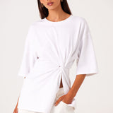 ZAIRA-KNOT-T-SHIRT-WHITE-LUKAS-JEANS-WHITE-3