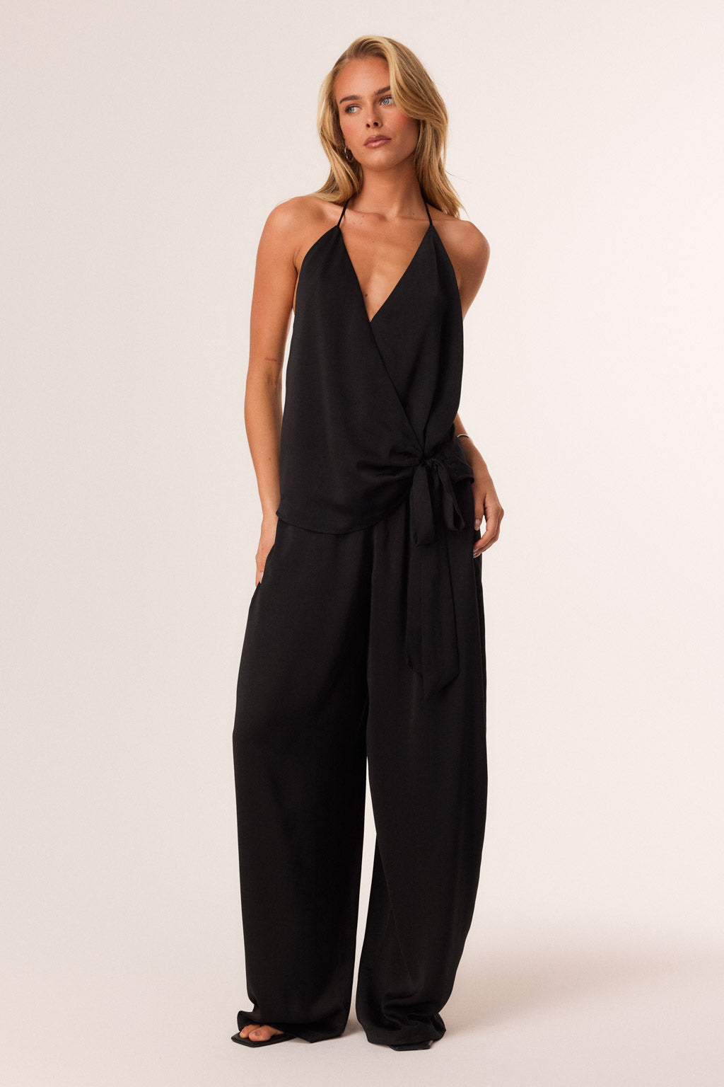 01_Rosewood-Set-Black_391365