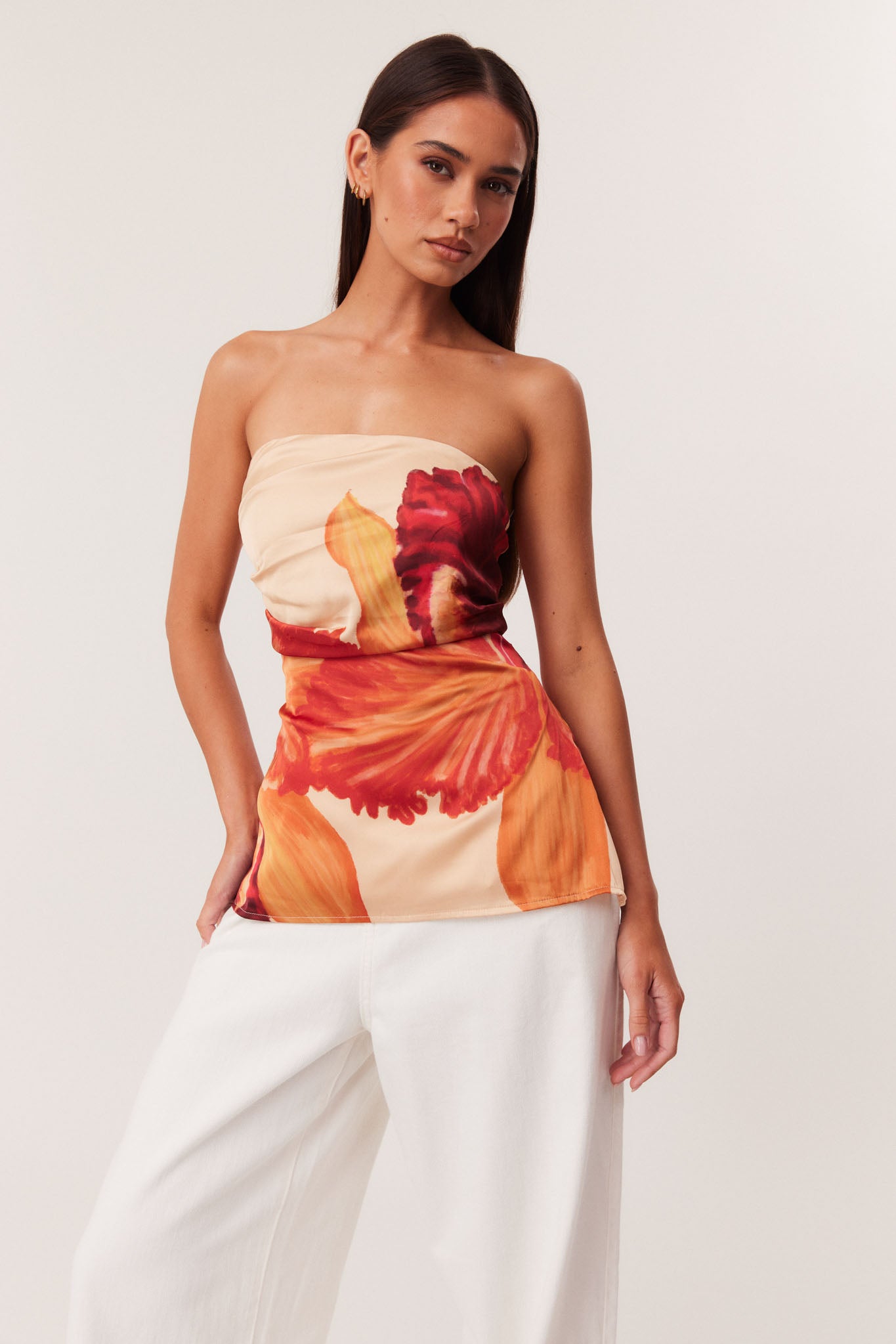 02_Cattleya_Top_Lukas_Jean_321933