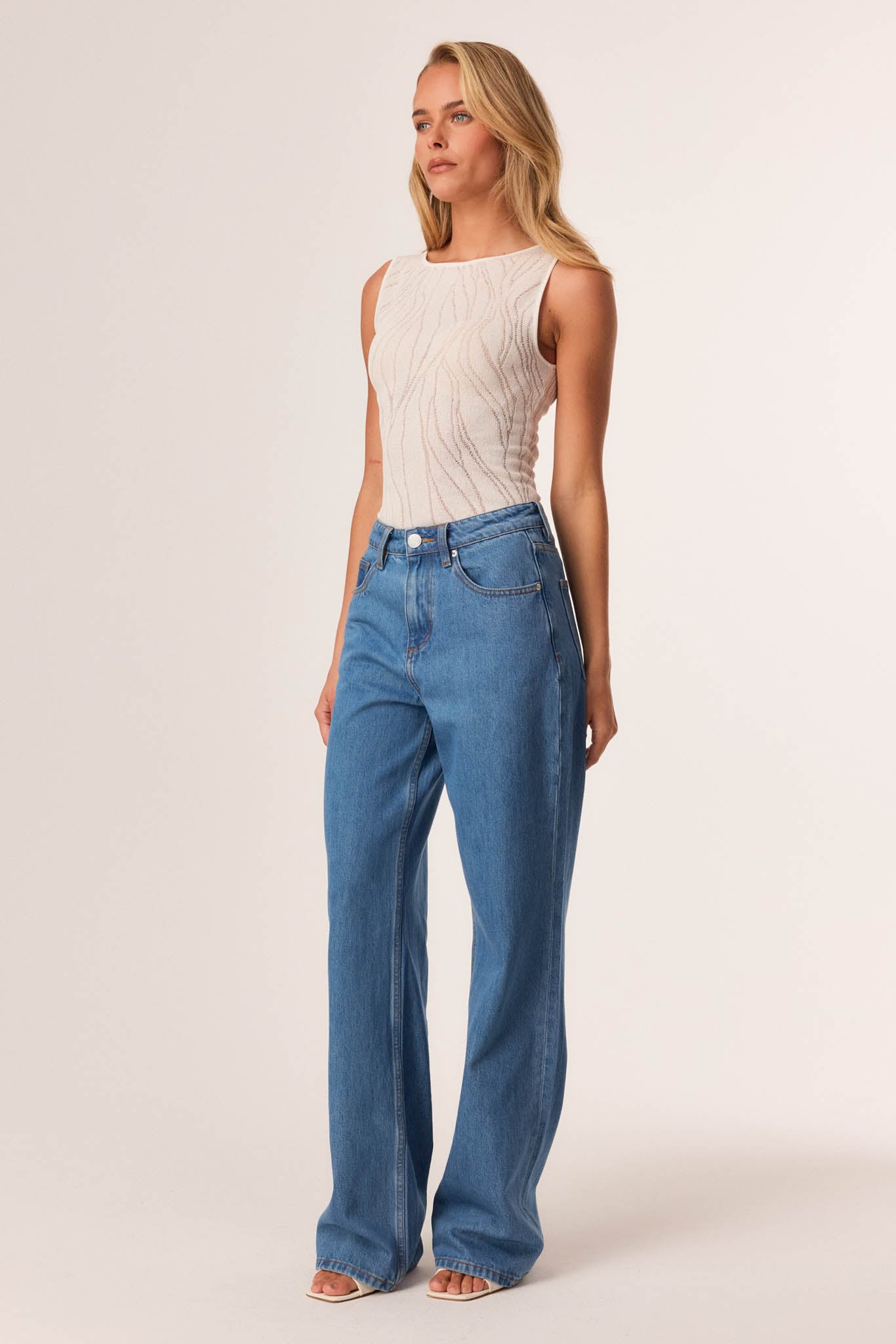 37_SFT108-WHITE_393321-2