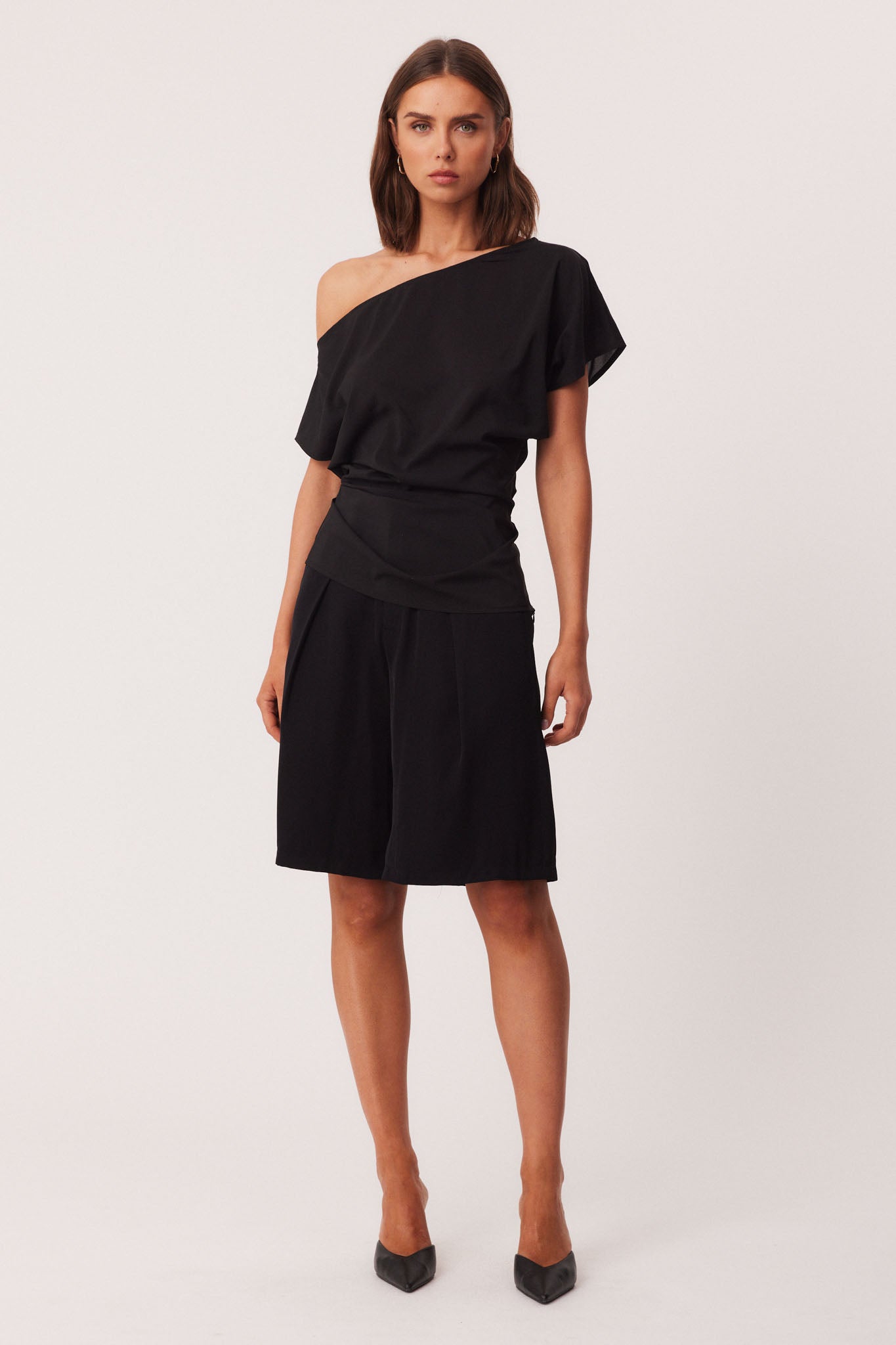 38_ChiffonOffShoulderTop_Black_338536