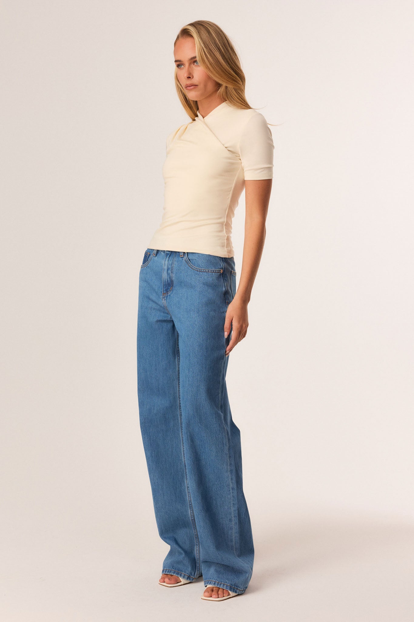 39_SFT129-CREAM_393425