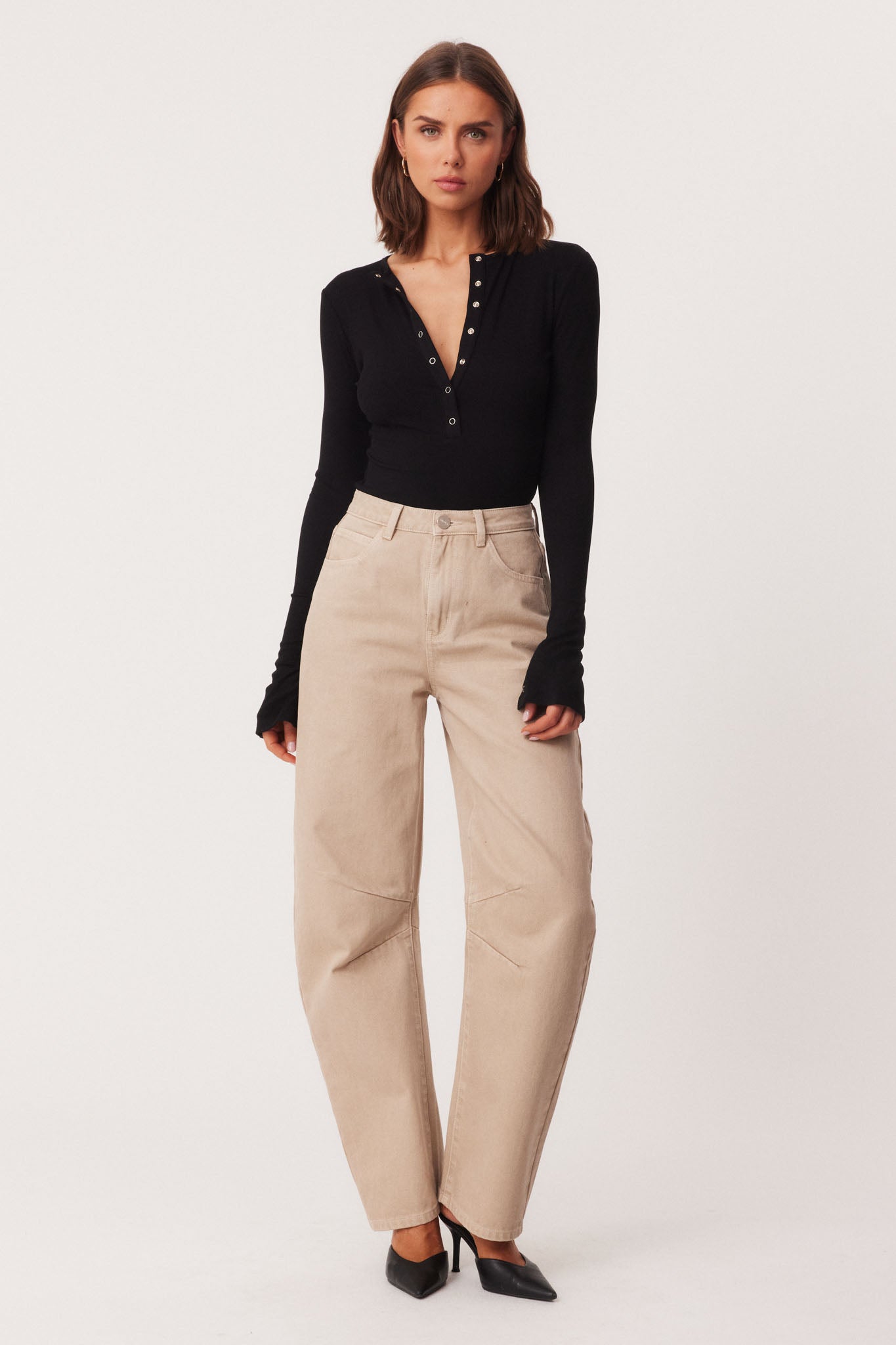 49_HenlyTopBlack_339099