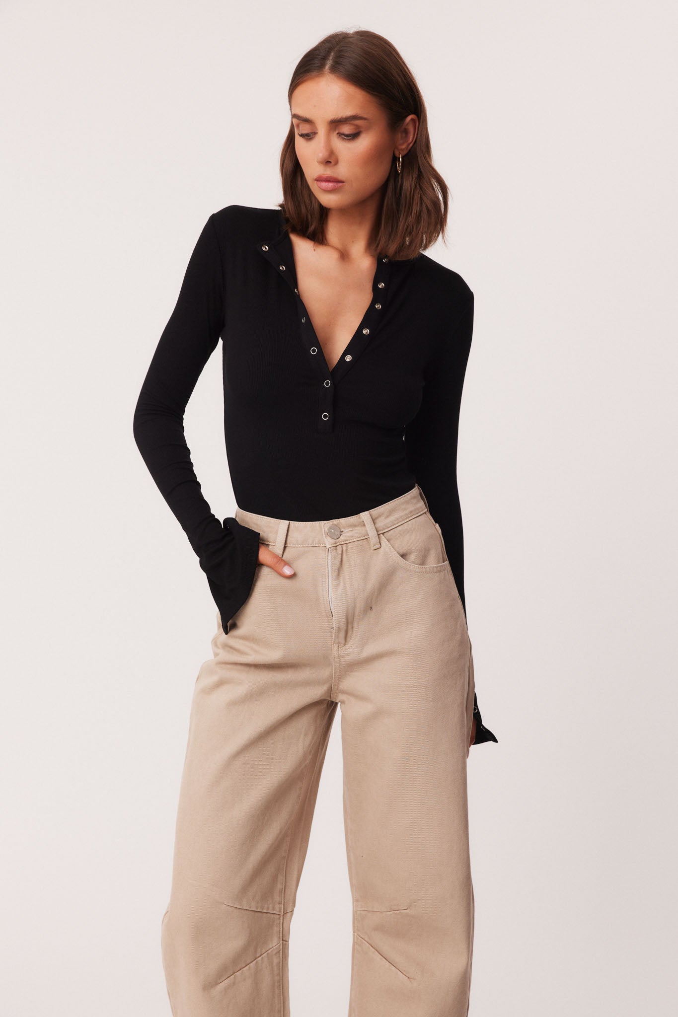 49_HenlyTopBlack_339132