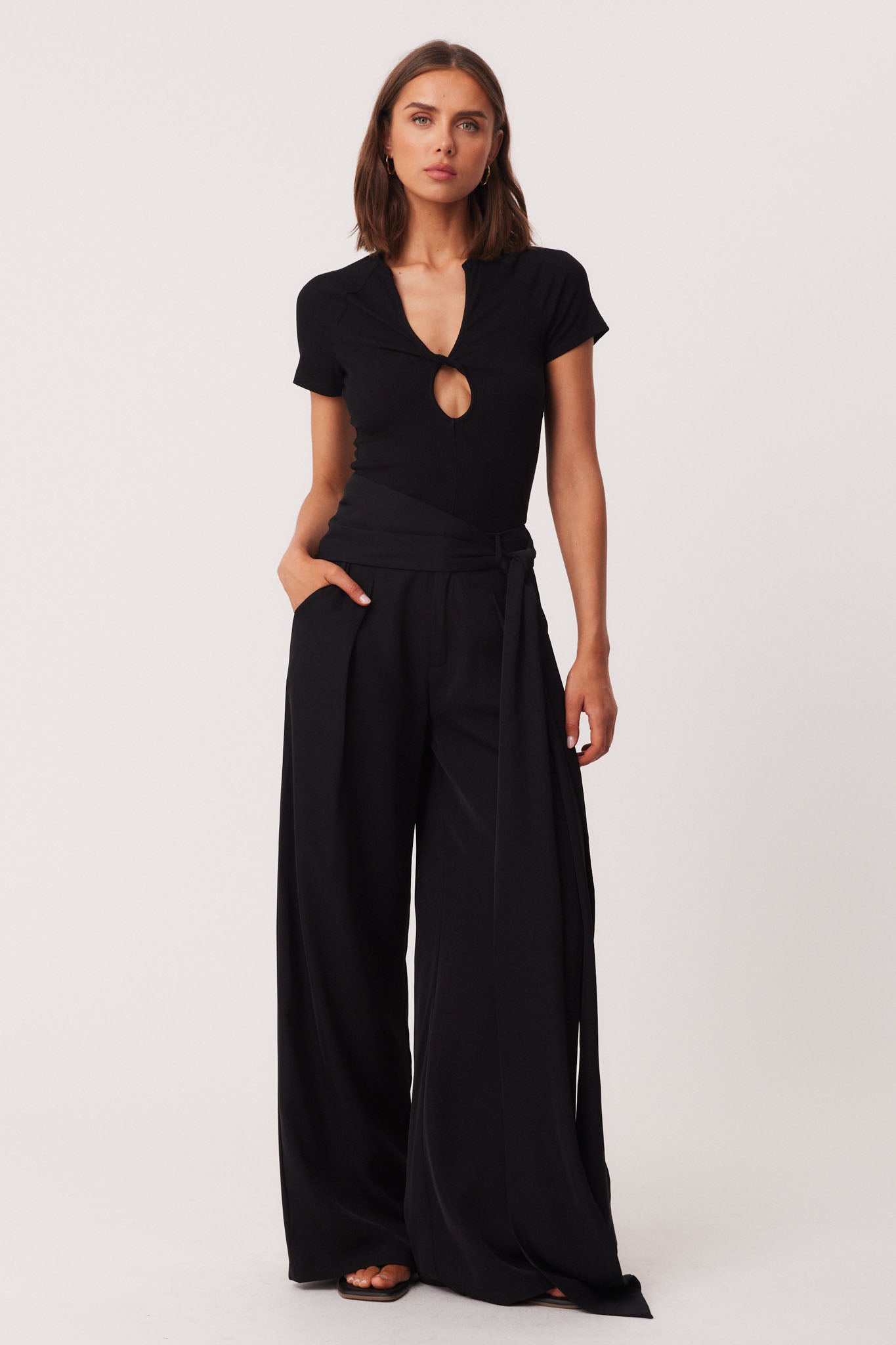 61_ReynaTwistTop_Black_339547