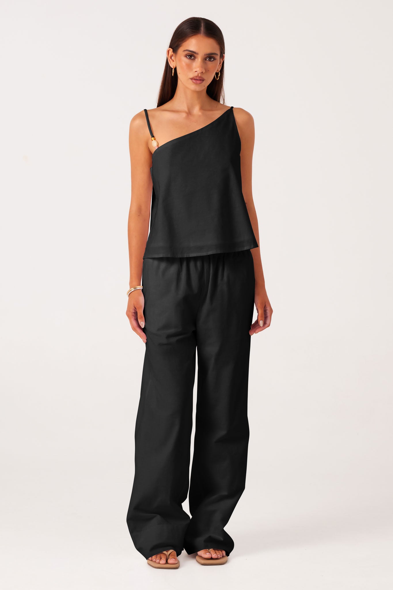 ISMENE-SET-BLACK-3