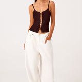 ODESSA-TANK-CHOCOLATE-LUKAS-JEANS-WHITE-3