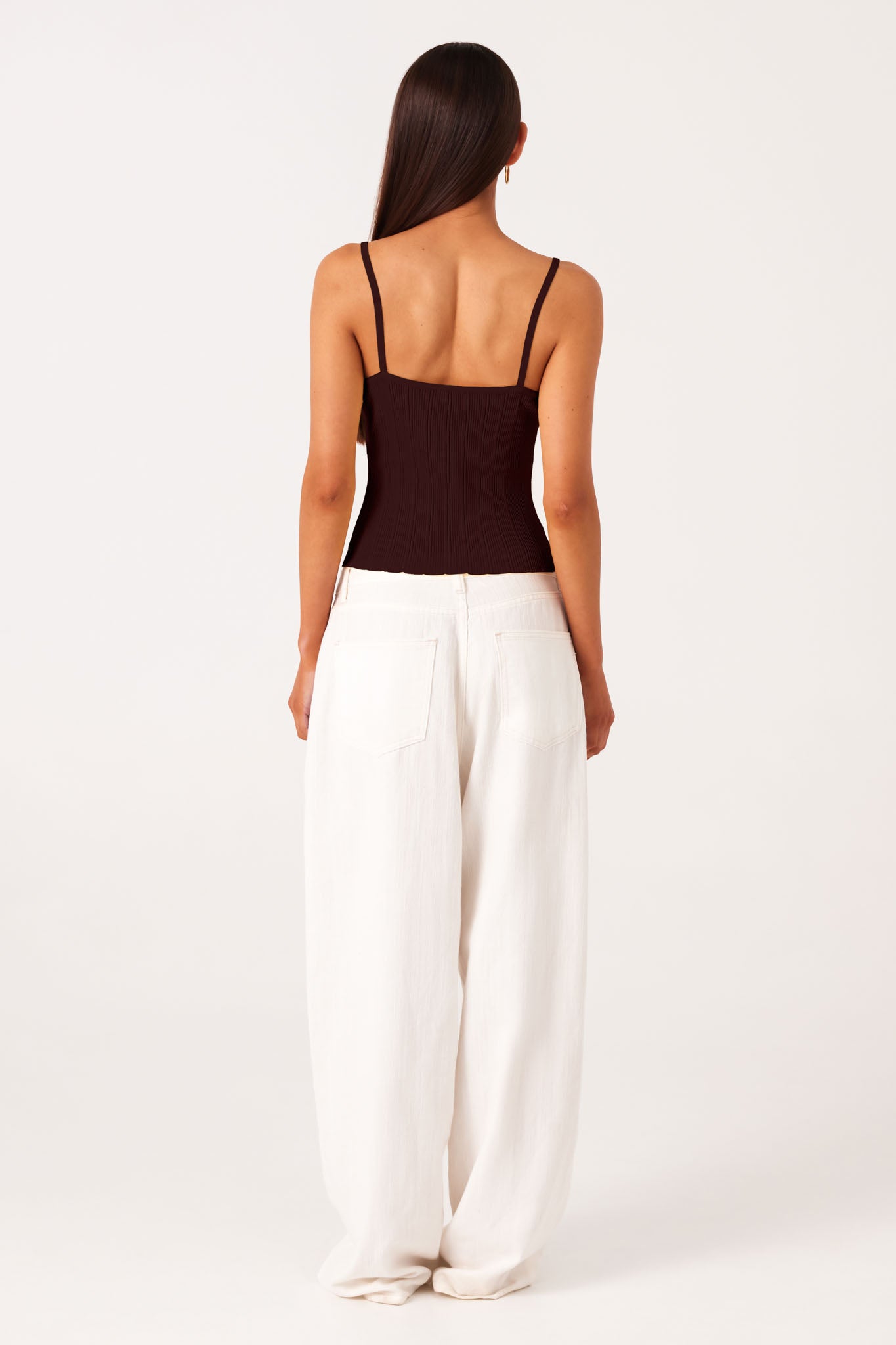 ODESSA-TANK-CHOCOLATE-LUKAS-JEANS-WHITE-5